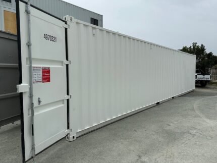 40ft High Cube Mobile Locker Room – Turnkey Staff Change & Secure Storage Unit with Integrated Benching